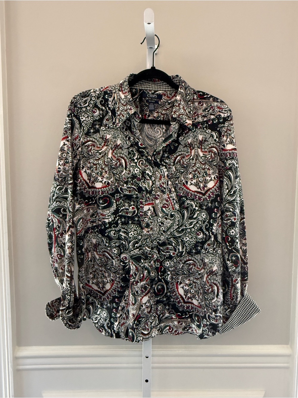 Chaps Women’s Black Paisley Button-Up Shirt Long Sleeve Collared Career